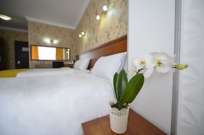 Aura Boutique Hotel