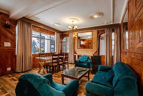 Baan By Snow City Farm