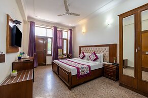 SKS Excel Inn