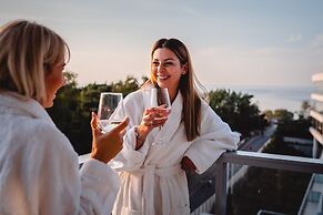 Dune Beach Resort - C