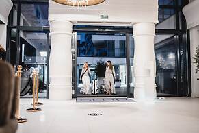 Dune Beach Resort - C