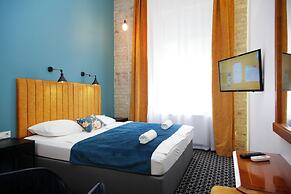 Giselle Vintage Doubles - Adults Only