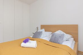 Apartment Warsaw Fort Wola by Renters