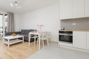 Apartment Warsaw Fort Wola by Renters