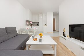 Apartment Warsaw Fort Wola by Renters