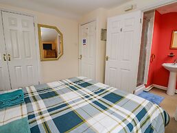 Penybont Apartment