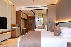 Howard Johnson by Wyndham Bole Plaza Chengwu