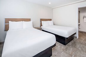 Super 8 by Wyndham Bakersfield Ca