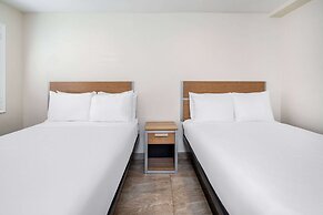 Super 8 by Wyndham Bakersfield Ca