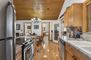 Grey Moose Lodge w/ Amenities Access!