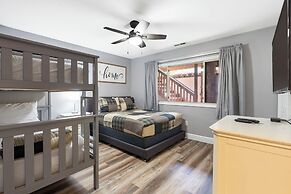 Avondale Darling - Branson Favorites Nearby!