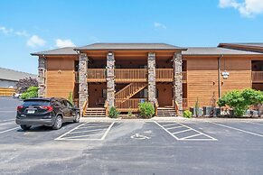 Avondale Darling - Branson Favorites Nearby!