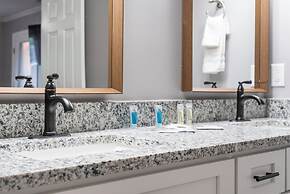 Avondale Darling - Branson Favorites Nearby!