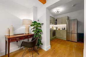 The Victorian House - Enticing 3bdr House With Garden