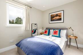 The Victorian House - Enticing 3bdr House With Garden