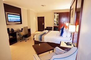 The Grand Palace Hotel