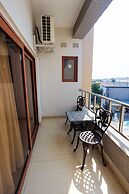 The Grand Palace Hotel