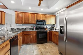 Country Club Villas #331