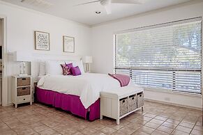 Island Paradise A Waterfront Oasis With Pool