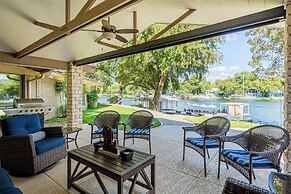 Island Paradise A Waterfront Oasis With Pool