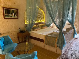 Mesken Cave Suites
