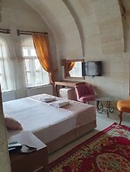 Mesken Cave Suites