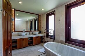 Luxury Danang Beach Pool Villa