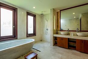 Luxury Danang Beach Pool Villa