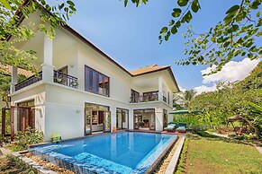 Luxury Danang Beach Pool Villa
