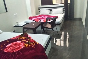 Goroomgo Shiva Palace Haridwar