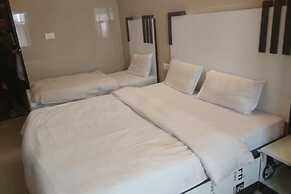 Goroomgo Shiva Palace Haridwar