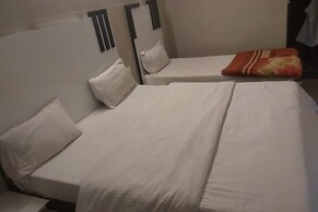 Goroomgo Shiva Palace Haridwar