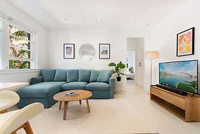 Bondi Breeze Apartment
