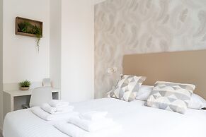 White Gioberti Guesthouse