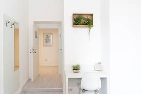 White Gioberti Guesthouse