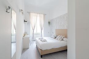 White Gioberti Guesthouse