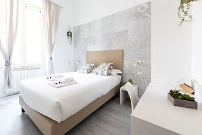 White Gioberti Guesthouse