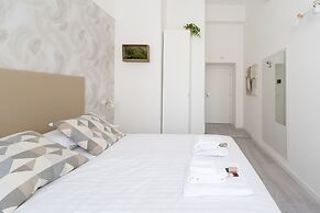 White Gioberti Guesthouse