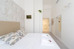 White Gioberti Guesthouse