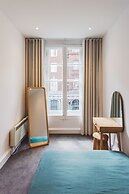 2 Bed Apartment Right on Trafalgar Square