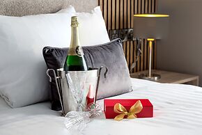 Castle Varagh Hotel & Bar