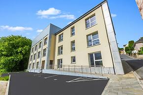 Impeccable 1-bed Apartment in Ebbw Vale, Wales