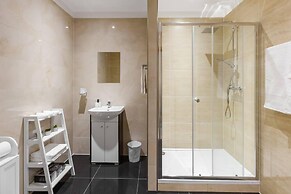 Impeccable 1-bed Apartment in Ebbw Vale, Wales