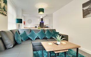 Charltons Bonds Apartments - By Week2Week