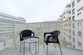 Stylish Apartment With Balcony Wrocław