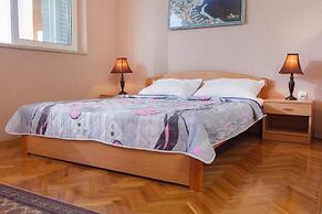 Summerheaven Apartments