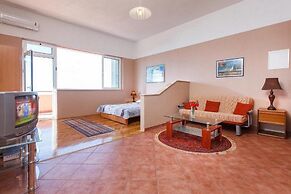 Summerheaven Apartments