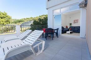 Summerheaven Apartments