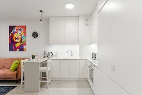 Lumina cozy apartament in Warsaw
