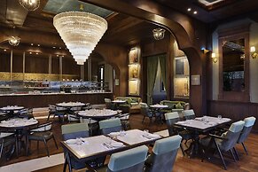 Katara Hills Doha, Lxr Hotels & Resorts